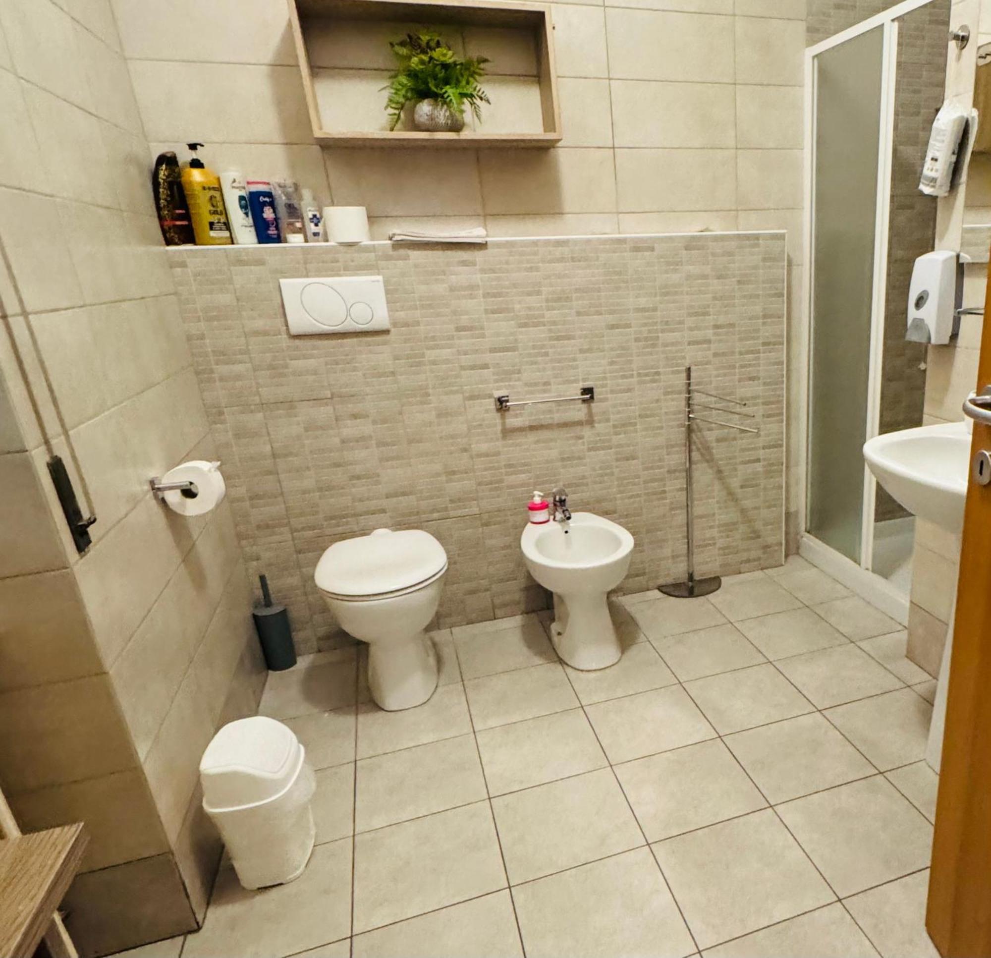 Casa Vacanza Elena 3 Verona Esterno foto