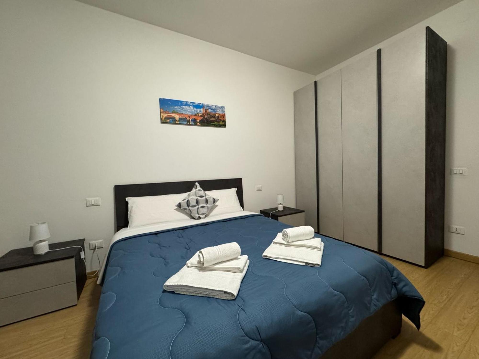 Casa Vacanza Elena 3 Verona Esterno foto